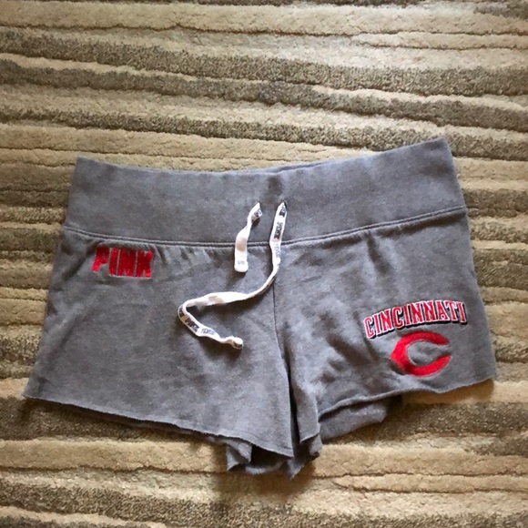 Pink shorts - Picture 1 of 2